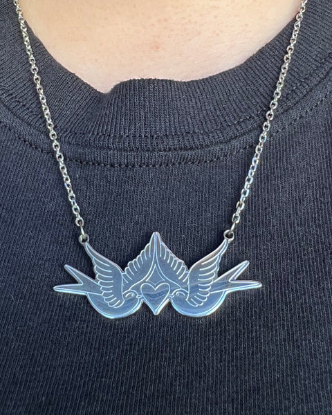 Load image into Gallery viewer, Swallow Necklace